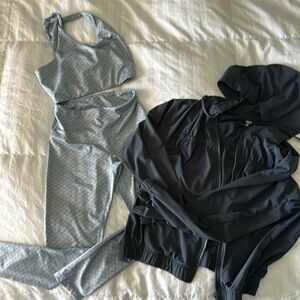 Yoga outfit with matching jacket
